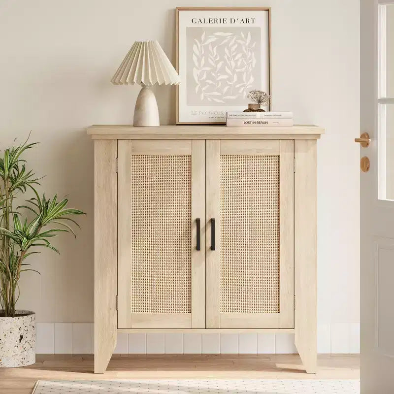 Armadietto contenitore in rattan con ante e ripiani