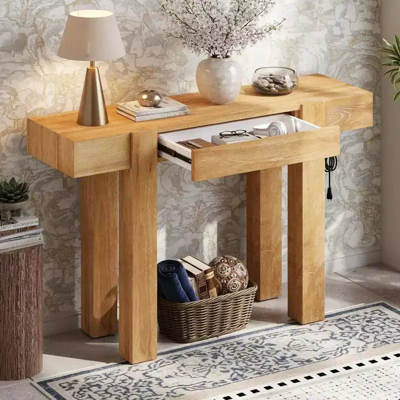 Consolle in legno massello con contenitore nascosto e hub di ricarica integrato